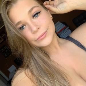 Meet your Posher, Marianne